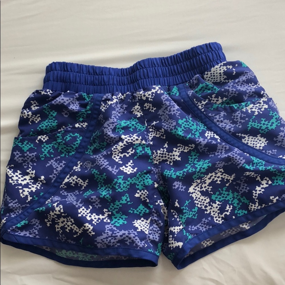 Girls Columbia athletic shorts